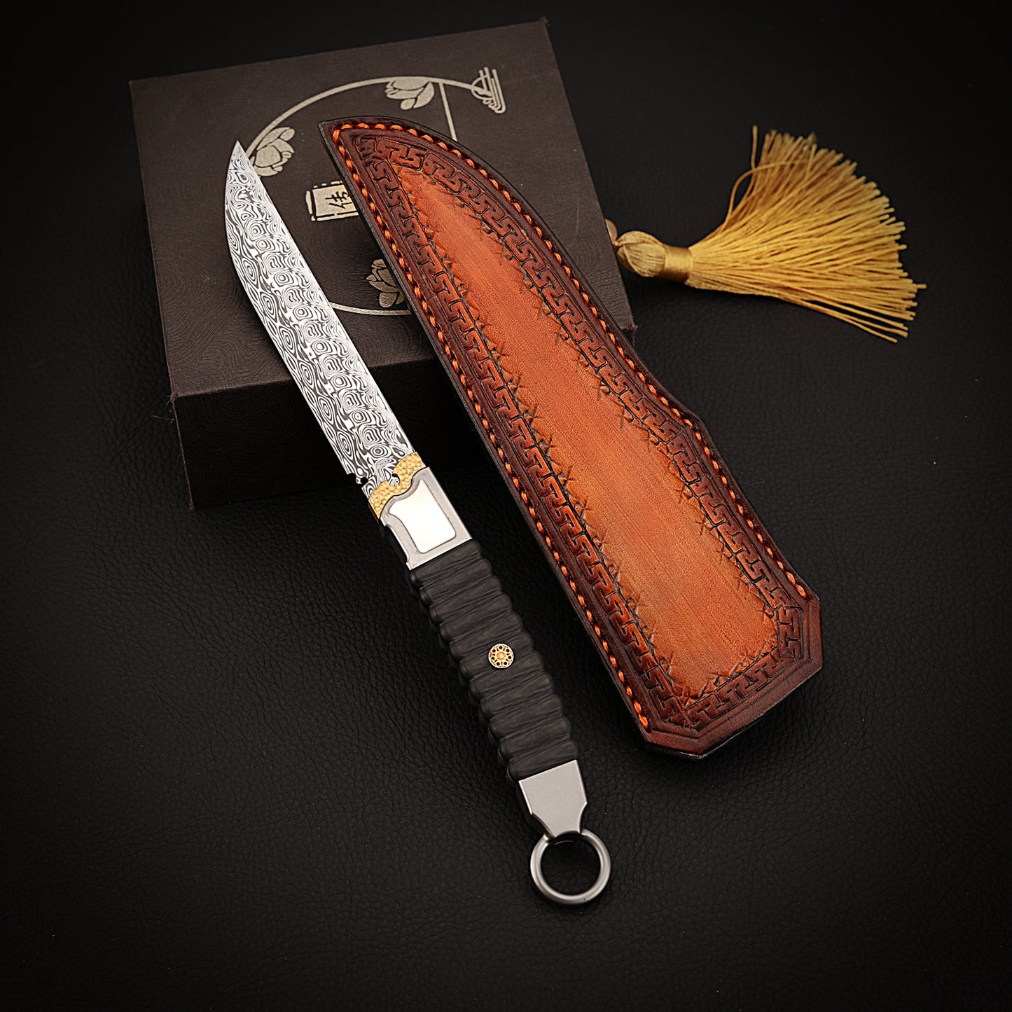 3.6" Ring Pommel Knife in Damasteel