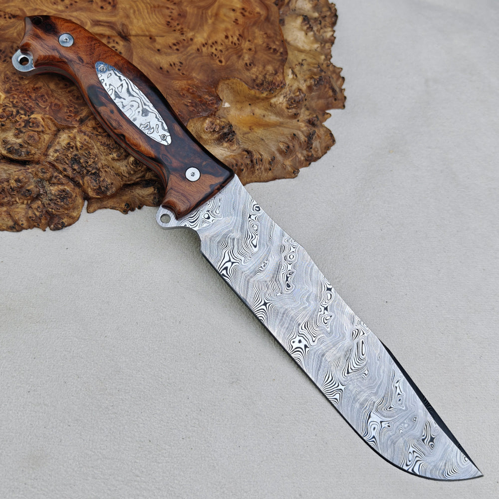 Survival Camp Knife | 7.3 Inch Damasteel Bjorkmans-Twist | Carbon Fiber, Ironwood