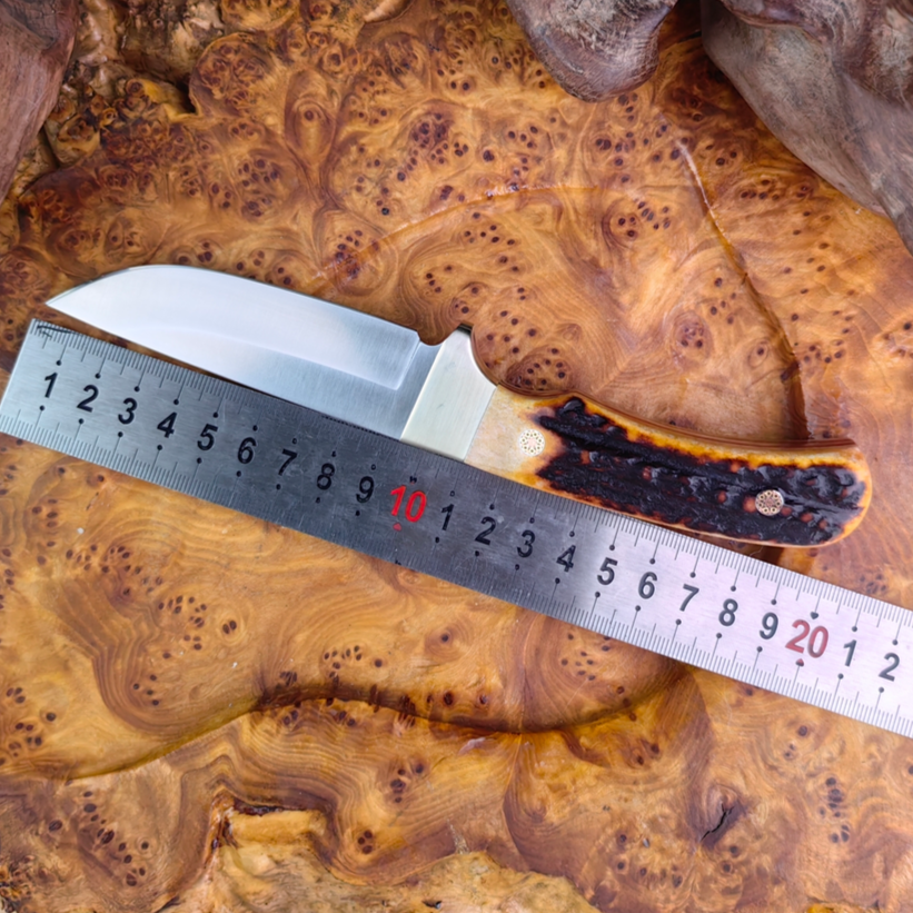 How to Carry a Bowie Knife?