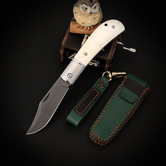 Are Bowie Knives Hunting Knives?