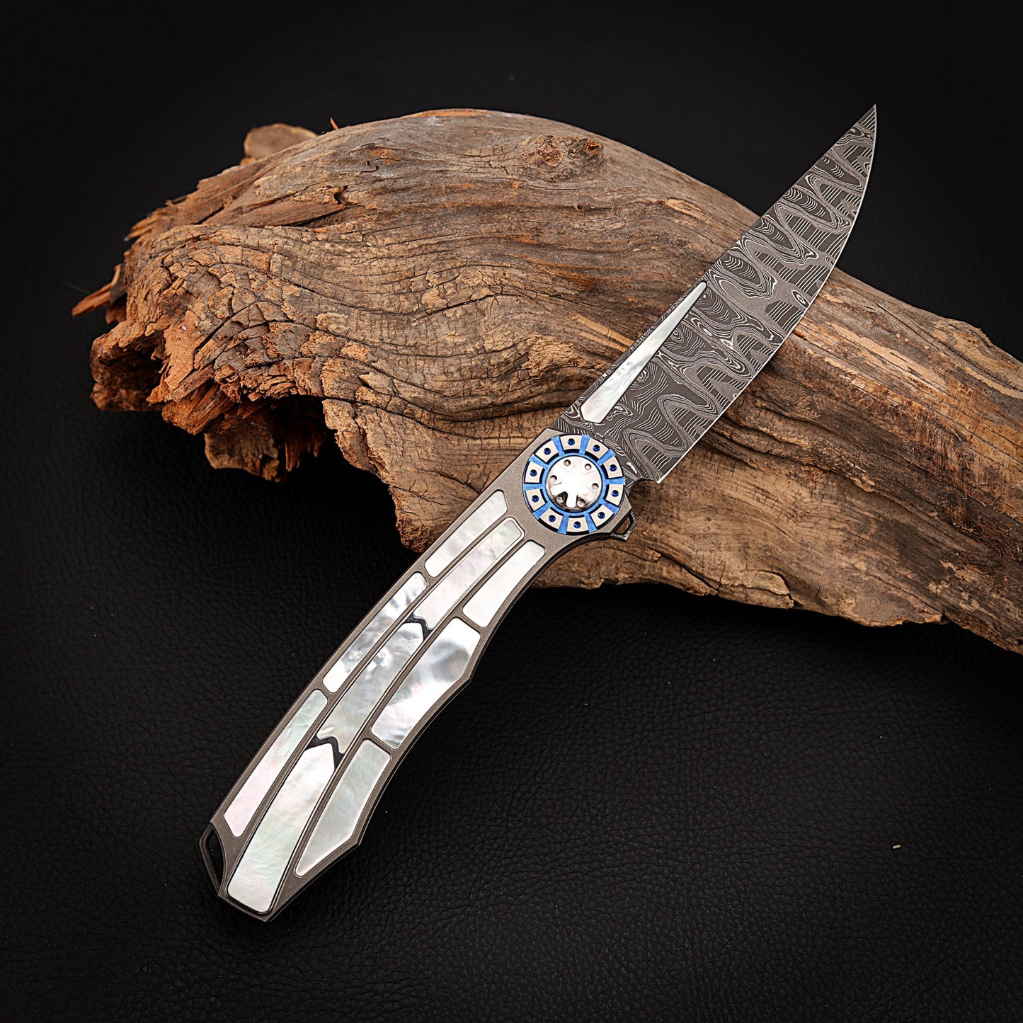 Custom Liner Lock Pocket Knife Forged Damascus Steel Inlaid with Mother of Pearl