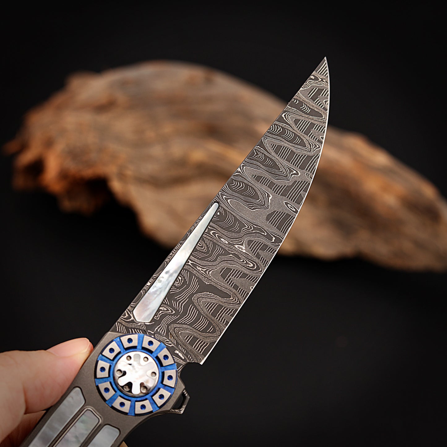 Custom Liner Lock Pocket Knife Forged Damascus Steel Inlaid with Mother of Pearl