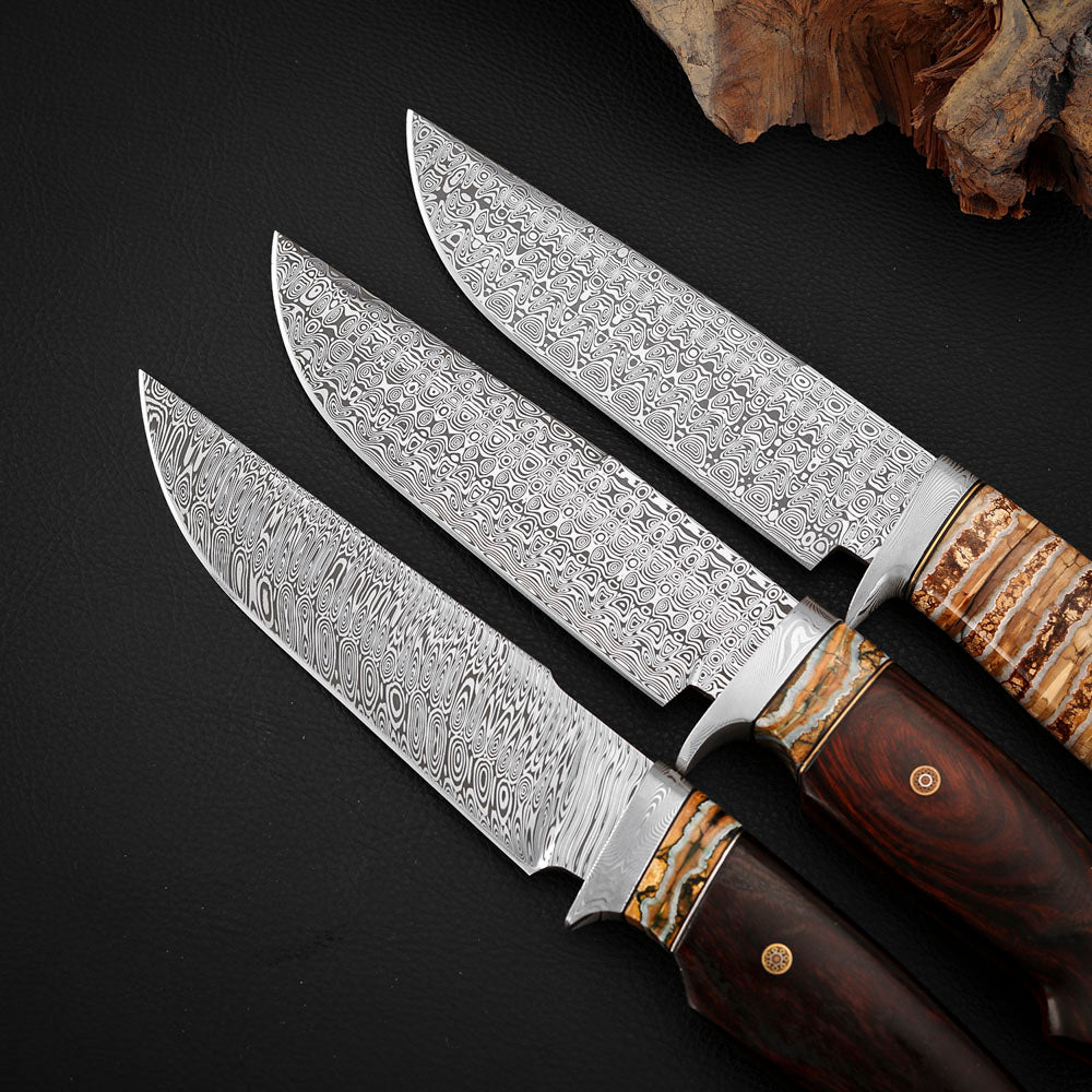 Hunting Custom Knife in Damasteel, Ironwood & Mammoth Tusks