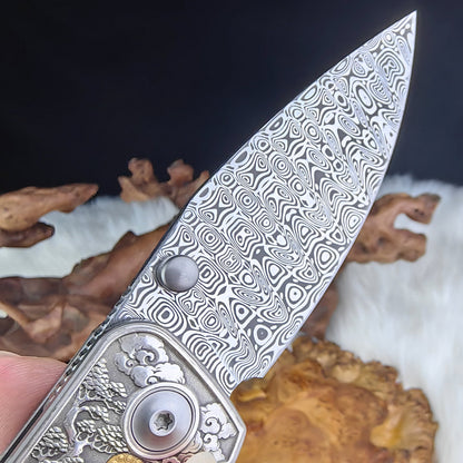 WUKONG Hand-engraved Pocketknife with 24K Gold Inlays and Damasteel Blade