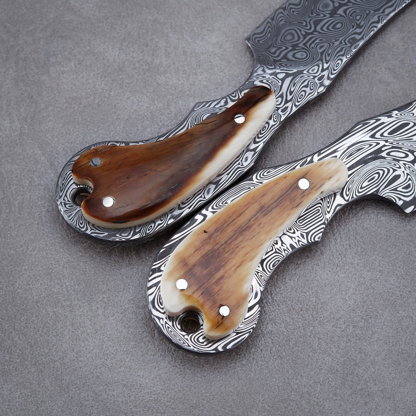 Custom Fixed Blade Knife in Damasteel