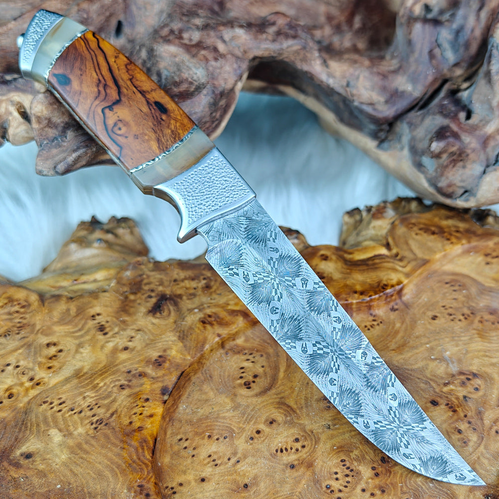 Hand-forged Mosaic Damascus Fixed Blade Knife