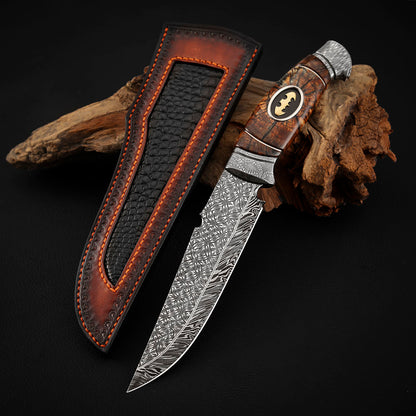 Hand-forged and Welded Damascus Steel Hunting Knife