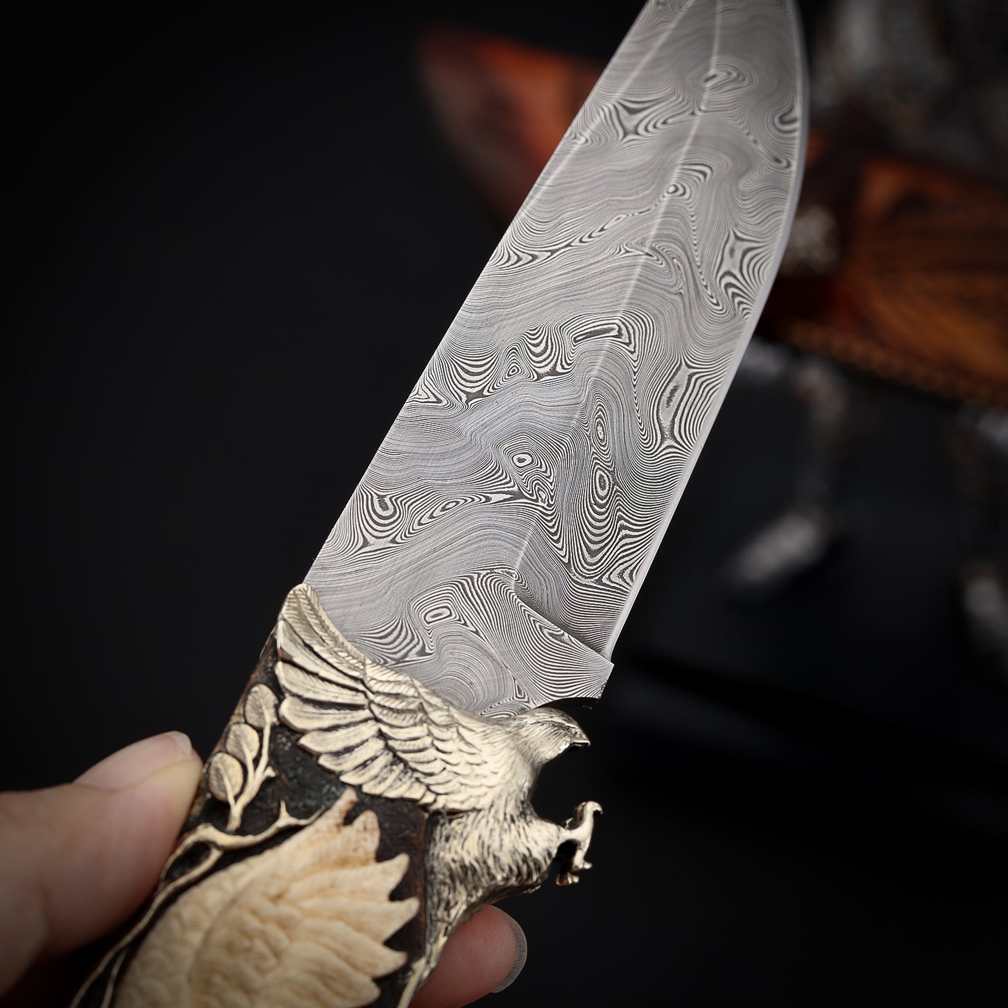 Cuchillo de hoja fija tallado a mano Tigerhawk