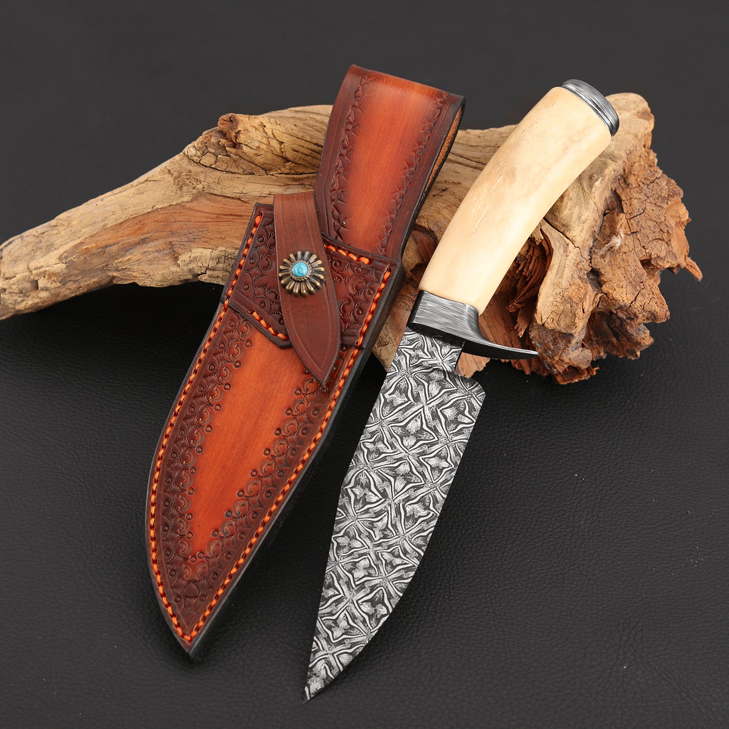 Customs Hunting Knife, Hand-forged Mosaic Damascus Steel
