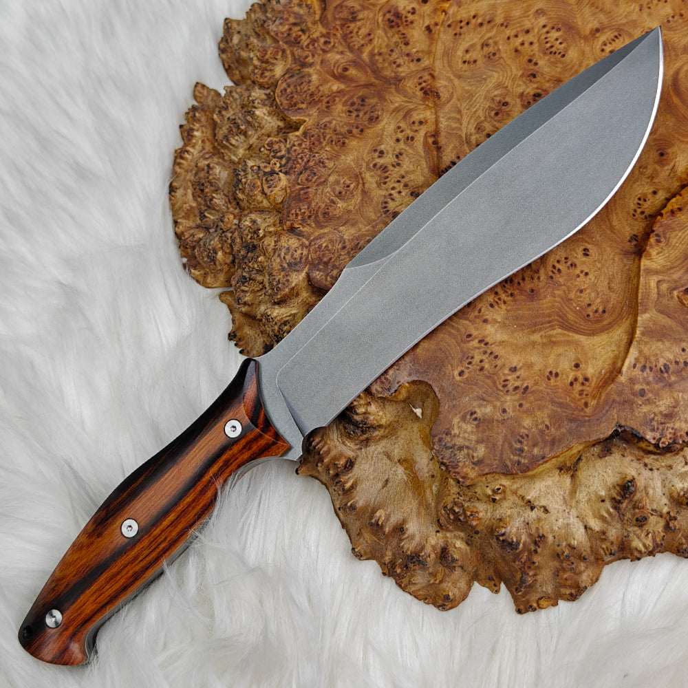 7.7 Inch Wootz Steel Kukri with Ironwood