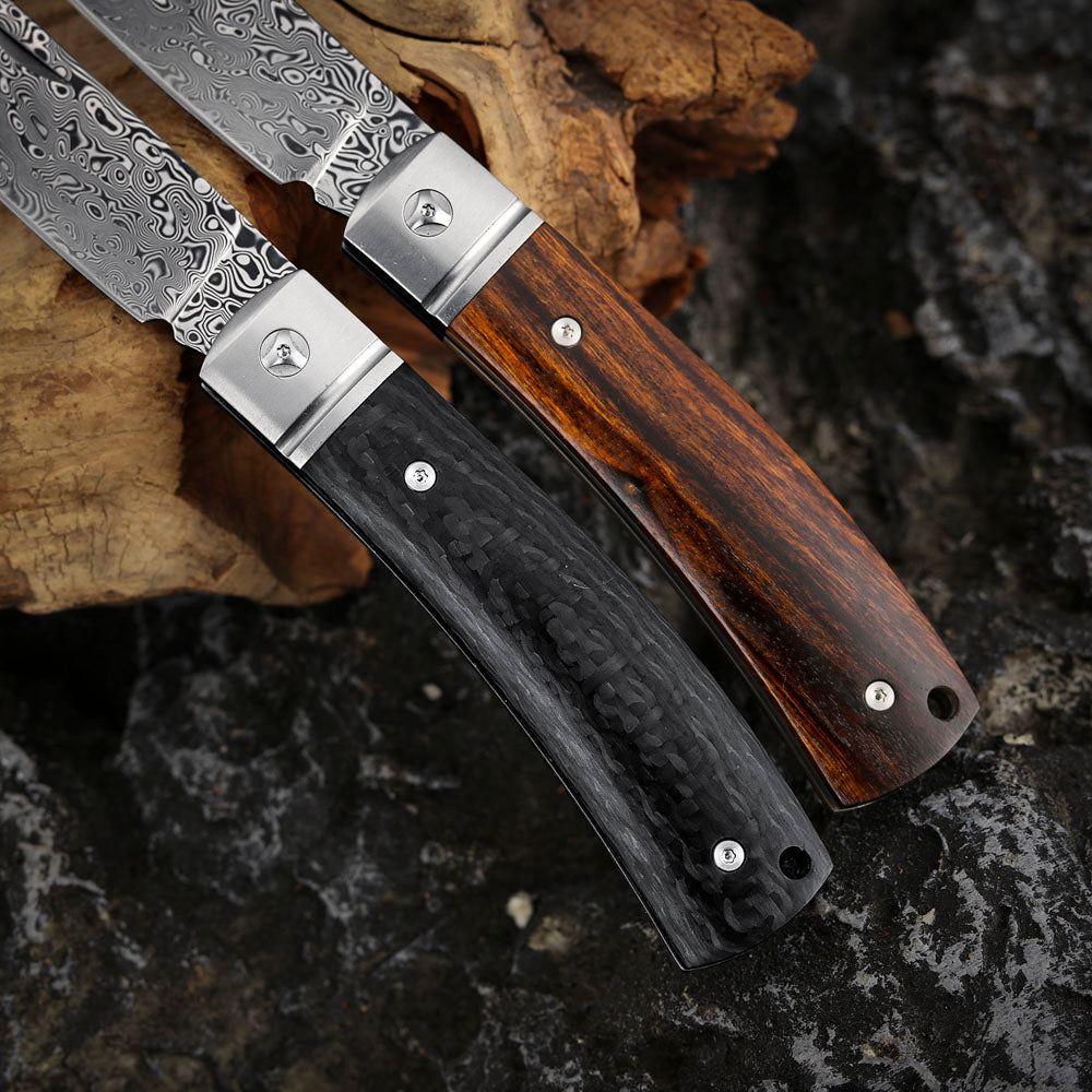 Slip Joint Pocket Knife in Damascus Steel with Carbon Fiber