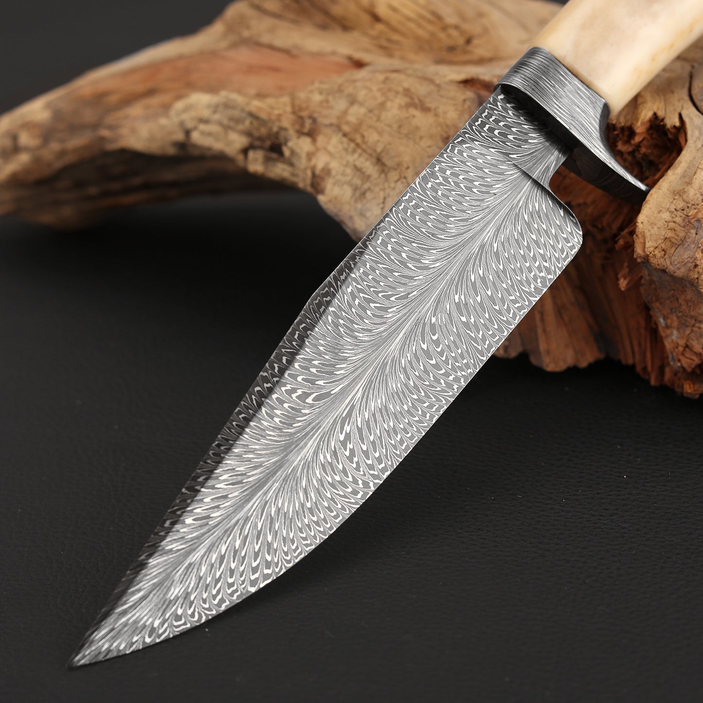 Customs Hunting Knife, Hand-forged Mosaic Damascus Steel