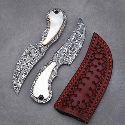 Custom Fixed Blade Knife in Damasteel